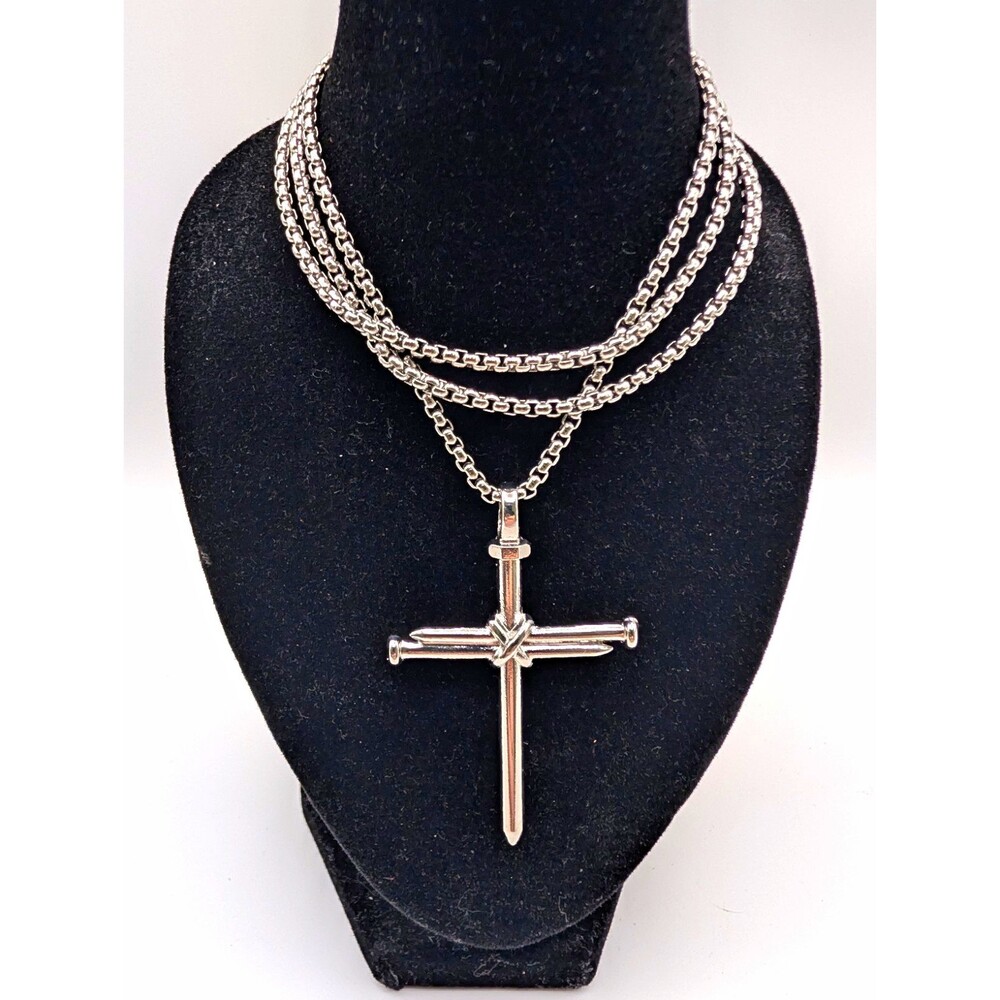 Men's Silver Cross Pendant Box Chain Necklace 24 in Lobster Clasp No Stone